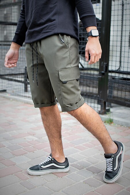 Cargo-Shorts ohne Ruhm. Kurze Hose. Farbe: grün. #8048024