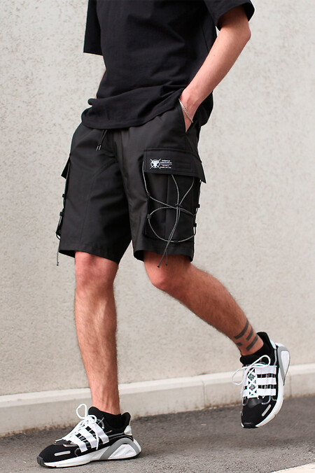 Black men's cargo shorts with reflective cord Mason. Shorts. Color: black. #8037047