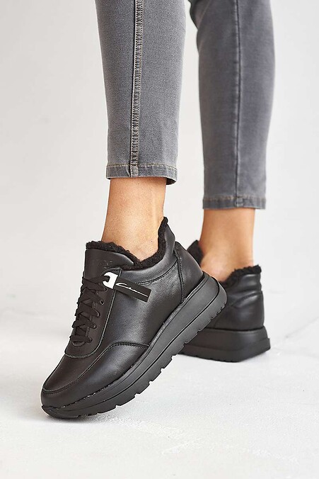 Жіночі кросівки шкіряні зимові чорні. Кросівки. Колір: чорний. #8019080