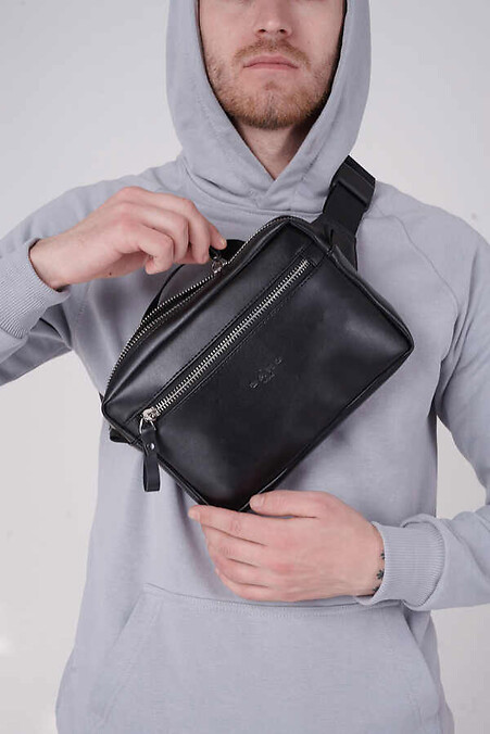 Waist Pack CUBE 2 | eco-leather black 4/20. Belt bags. Color: black. #8011096