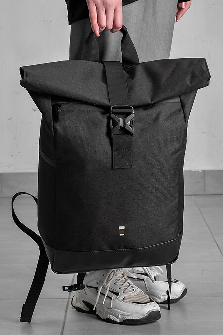 Damski plecak szkolny zwijany bez nadruku, czarny Coffee Black - #8055101