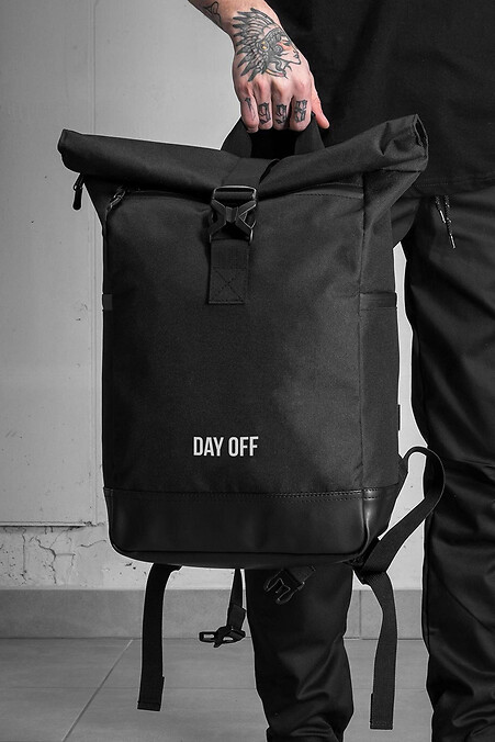 Herren-Schulrucksack mit Rolltop-Aufdruck, ohne DayOff-Print, Schwarz - #8055110