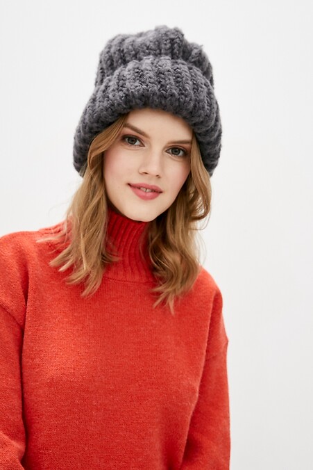 Зимова жіноча шапка. Головні убори. Колір: сірий. #4038116