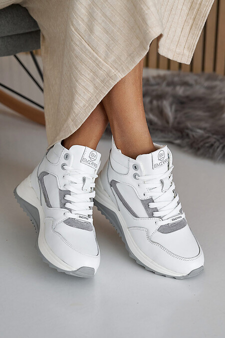 Women's leather winter sneakers, white and gray.. Sneakers. Color: white. #2505183