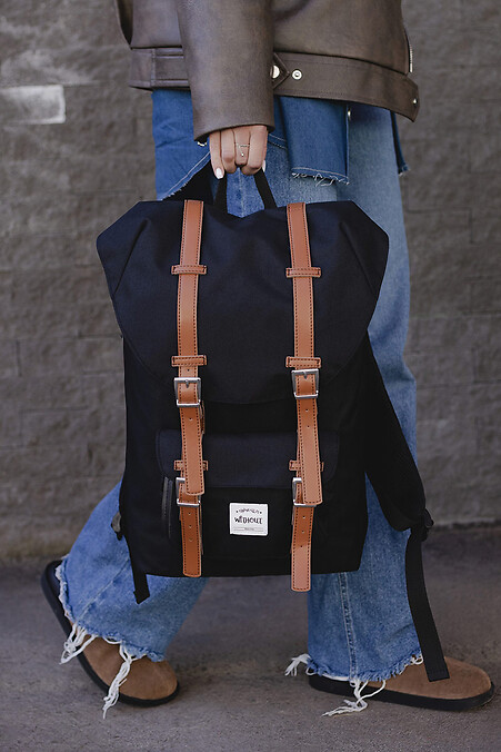 Vintage Rolltop Backpack Without Legend Black Woman. Backpacks. Color: black. #8049208