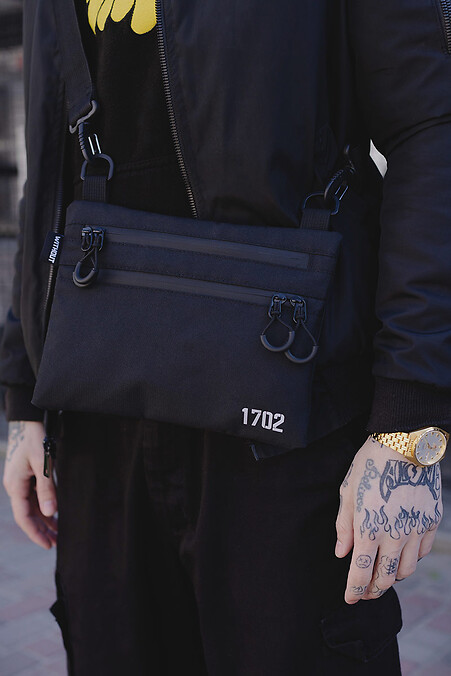 Men's Over-the-Shoulder Bag Brick Reflective Black. Crossbody. Color: black. #8049218
