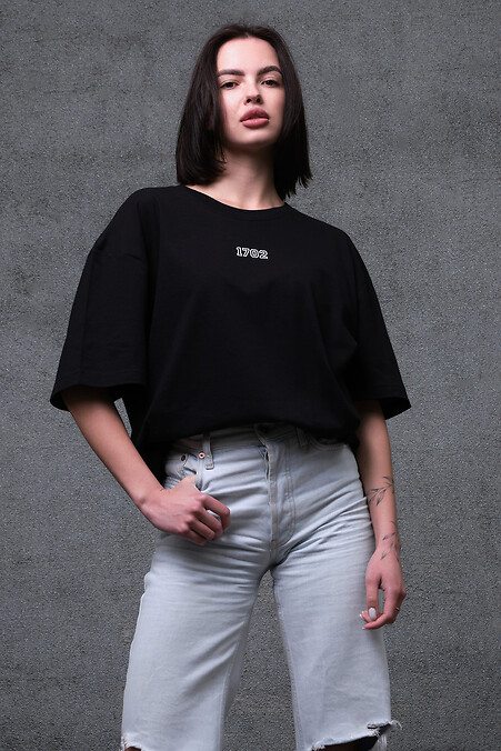 Übergroßes Damen-T-Shirt mit Aufdruck ohne 1702 Schwarz. T-Shirts. Farbe: das schwarze. #8049243