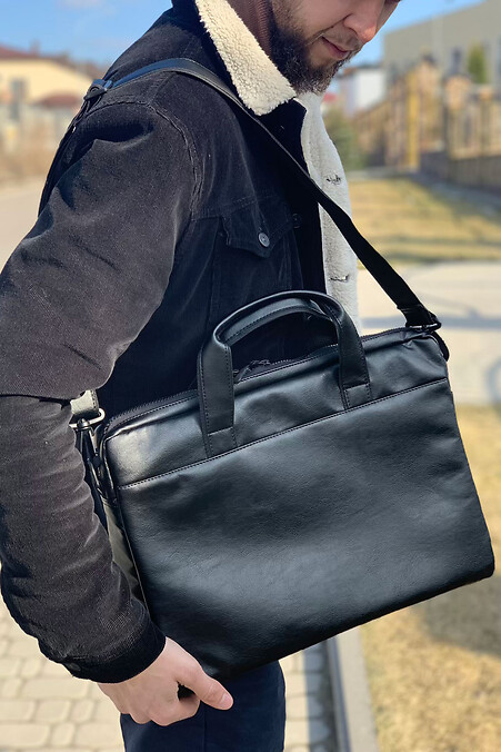 Versatile business laptop bag. Crossbody. Color: black. #8038266