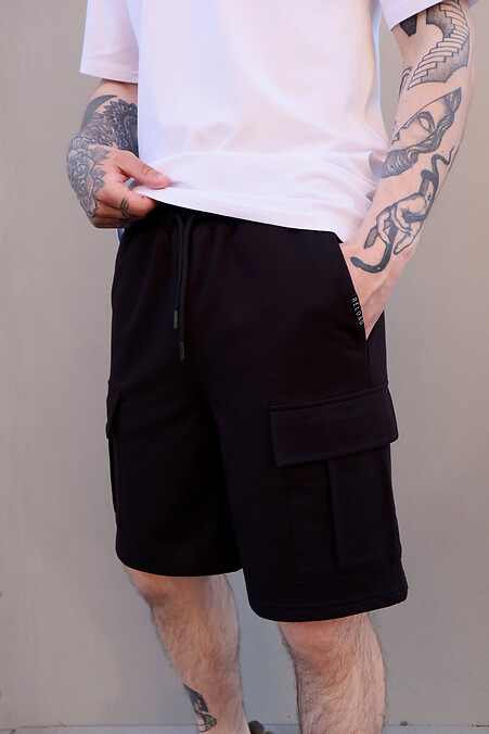 Cargo shorts. Shorts. Color: black. #8031278