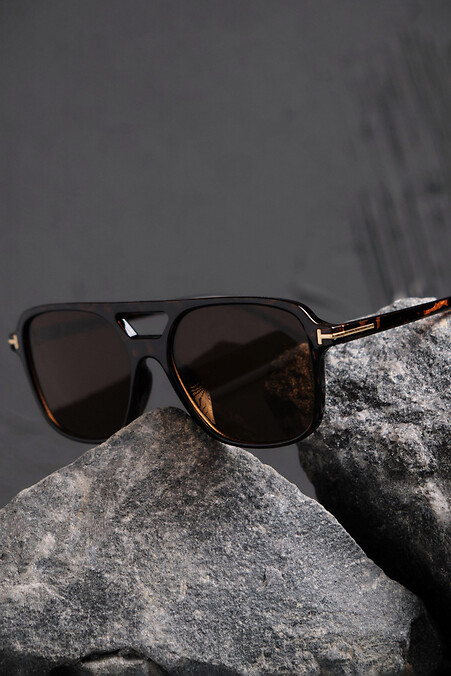 Sonnenbrille ohne starkes Leopardenbraun. Sonnenbrille. Farbe: braun. #8049289