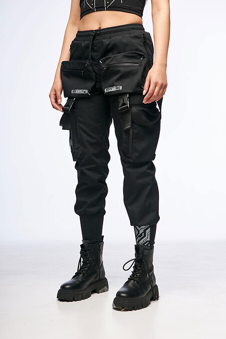 Spodnie damskie z nadrukami SW-2422 czarne. Spodnie. Kolor: czarny. #8037308