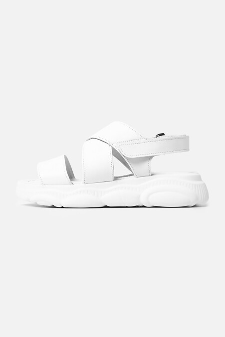 Sportowe białe skórzane sandały - #4205338