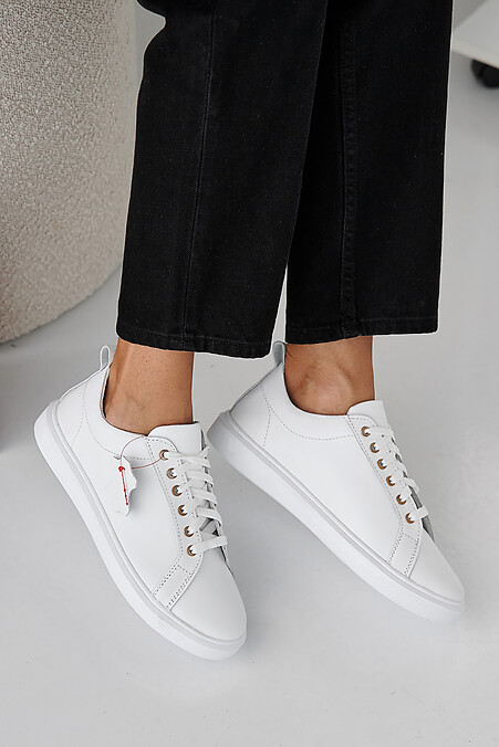 Damen-Sneakers aus weiem Leder fr Frhling und Herbst. Turnschuhe. Farbe: weiß. #2505353