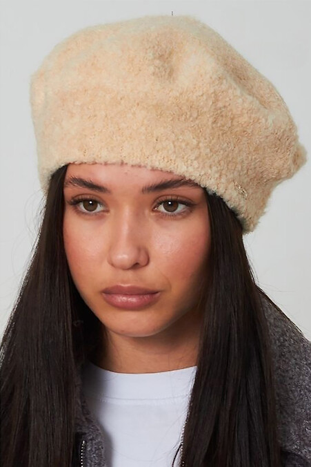 Beret damski jest w kolorze beżowym - #4496362