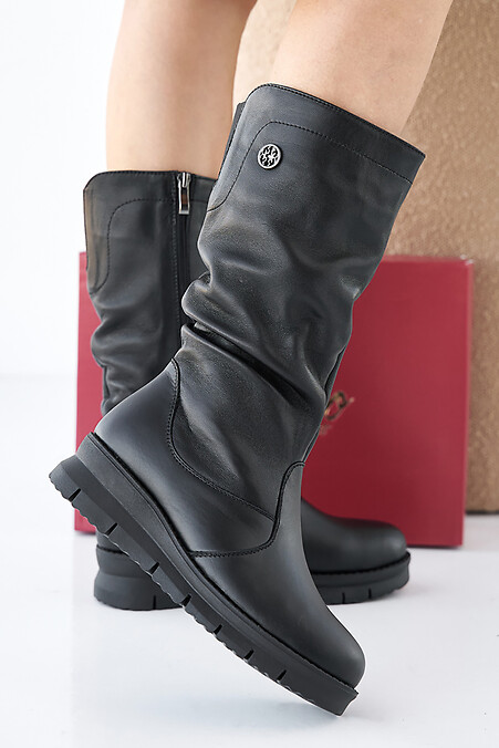 Damen-Winterstiefel aus schwarzem Leder - #2505371