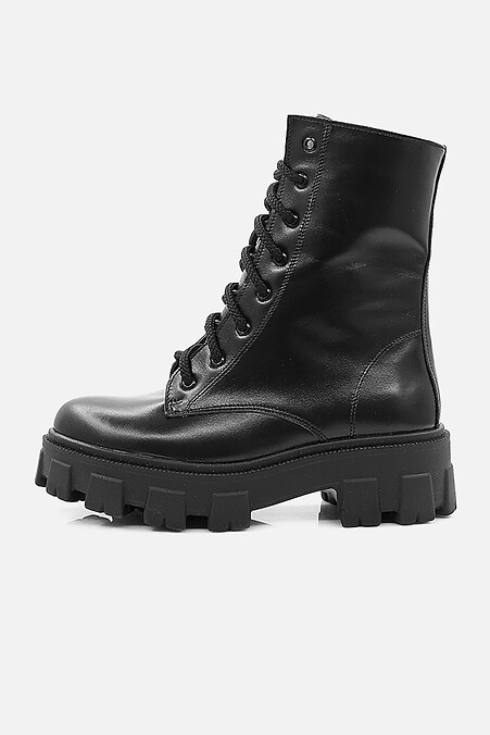 Plateauhohe Winterstiefel aus Leder. Stiefel. Farbe: das schwarze. #4205388