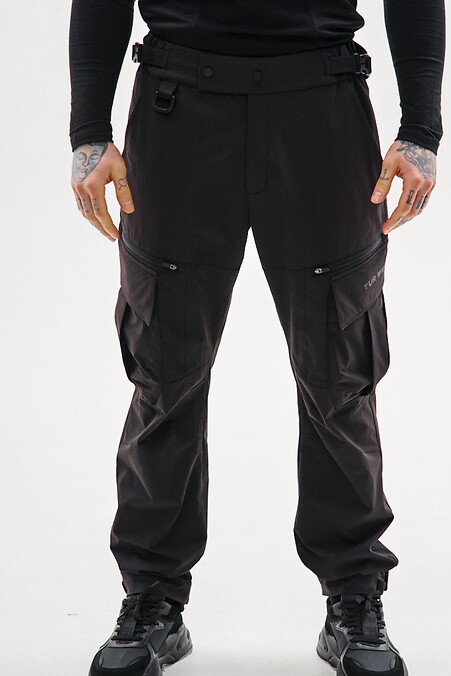 Straight-cut nylon cargo pants "Dairu 2.0", black. Trousers, pants. Color: black. #8037456
