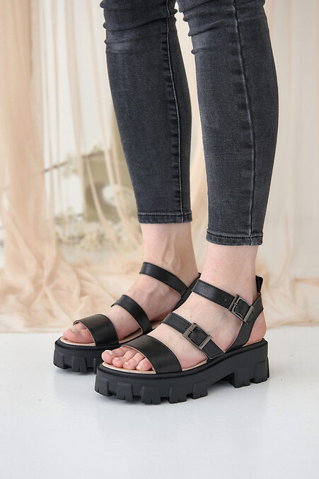 Women's summer leather sandals. Sandals. Color: black. #8019540