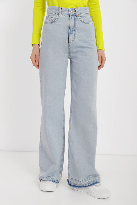 Dżinsy dla kobiet. Spodnie jeansowe. Kolor: niebieski. #4014543