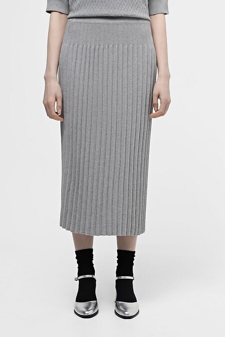 Light gray skirt - #4038548