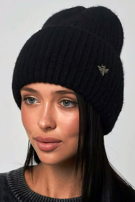 Жіноча тепла в'язана шапка чорного кольору - #4496555