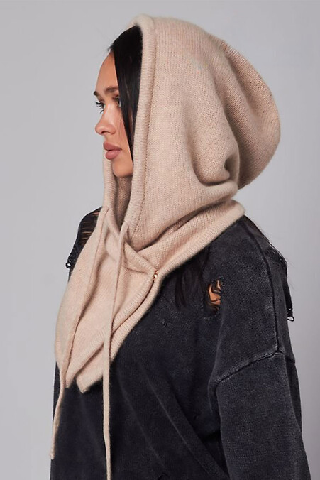 Жіночий капор бежевого кольору - #4496568