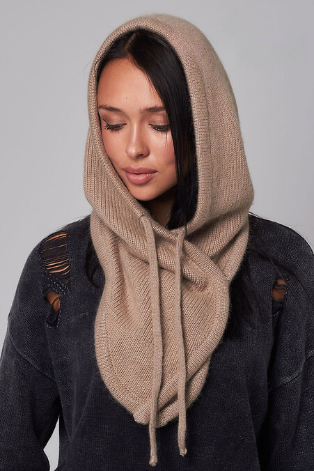 Жіночий капор бежевого кольору - #4496569