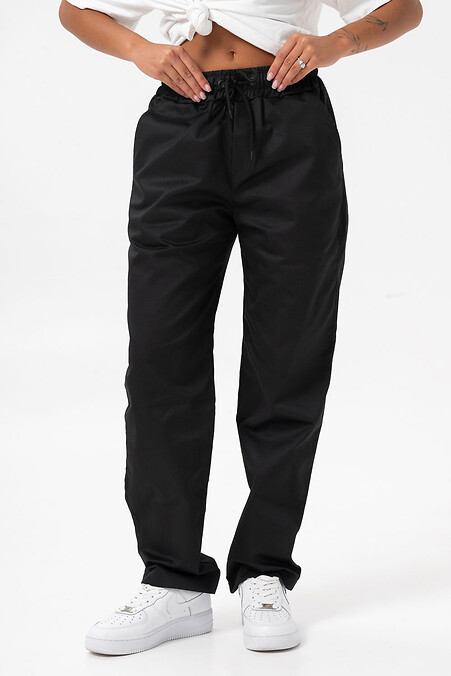Damska dzianinowa spodenka typu jogger Santos Black. Spodnie. Kolor: czarny. #8056571