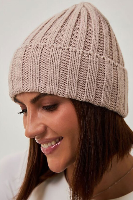 Демисезонная женская шапка с отворотом - #4496597