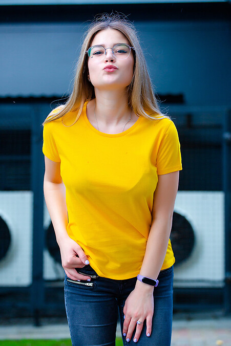 Damen-T-Shirt Basic. T-Shirts. Farbe: gelb. #8042600