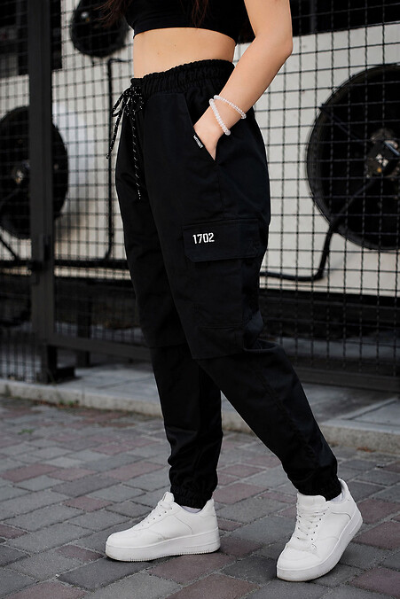Women's Black Cargo Pants with Pockets. Trousers, pants. Color: black. #8056608