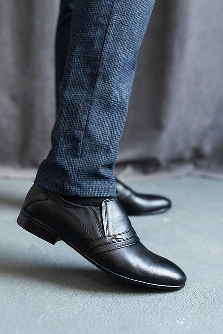 Male shoes. Shoes. Color: black. #8018800