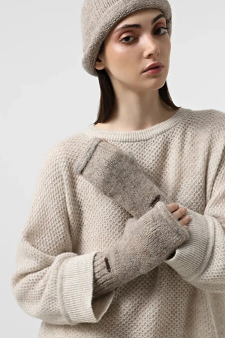 Жіночі теплі мітенки темно-бежевого кольору - #4038848