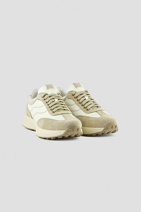 Women's beige sneakers in a combination of leather and suede - #4205860