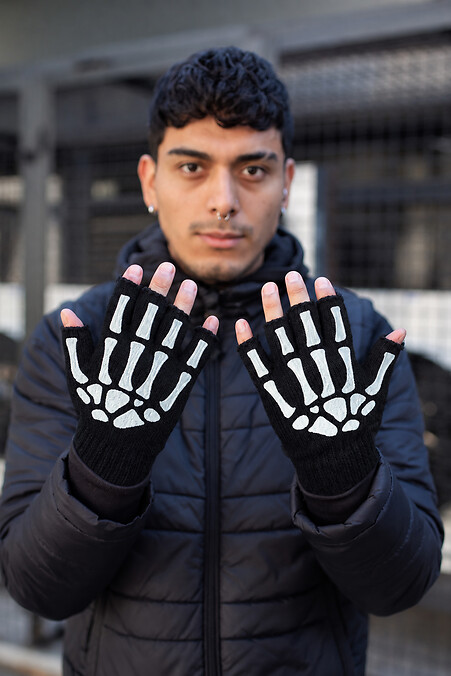 Men's Fingerless Gloves with Skeleton Print in Black - #8056870