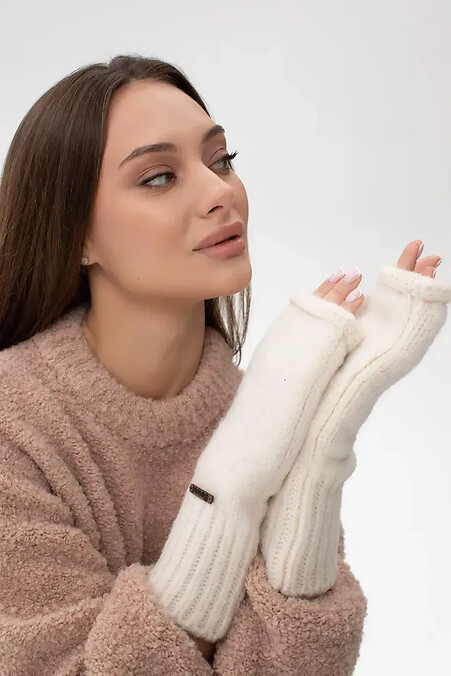 Женские теплые митенки белого цвета - #4038930