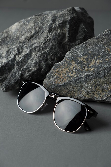 Sonnenbrillen-Verbot. Sonnenbrille. Farbe: grau. #8048932