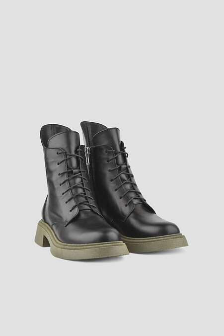 Demi-season women's leather boots - #4205946