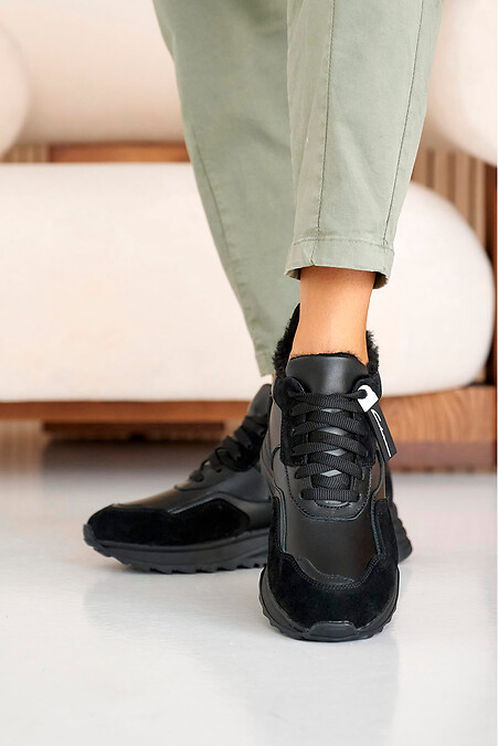 Жіночі кросівки шкіряні зимові чорні на хутро.. Кросівки. Колір: чорний. #8019972