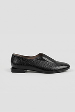 Schwarze Lacklederschuhe mit Knittereffekt und Elastikeinsatz - #4207098