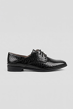 Damskie buty z czarnej lakierowanej skóry - #4207100