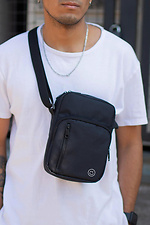 Czarny
